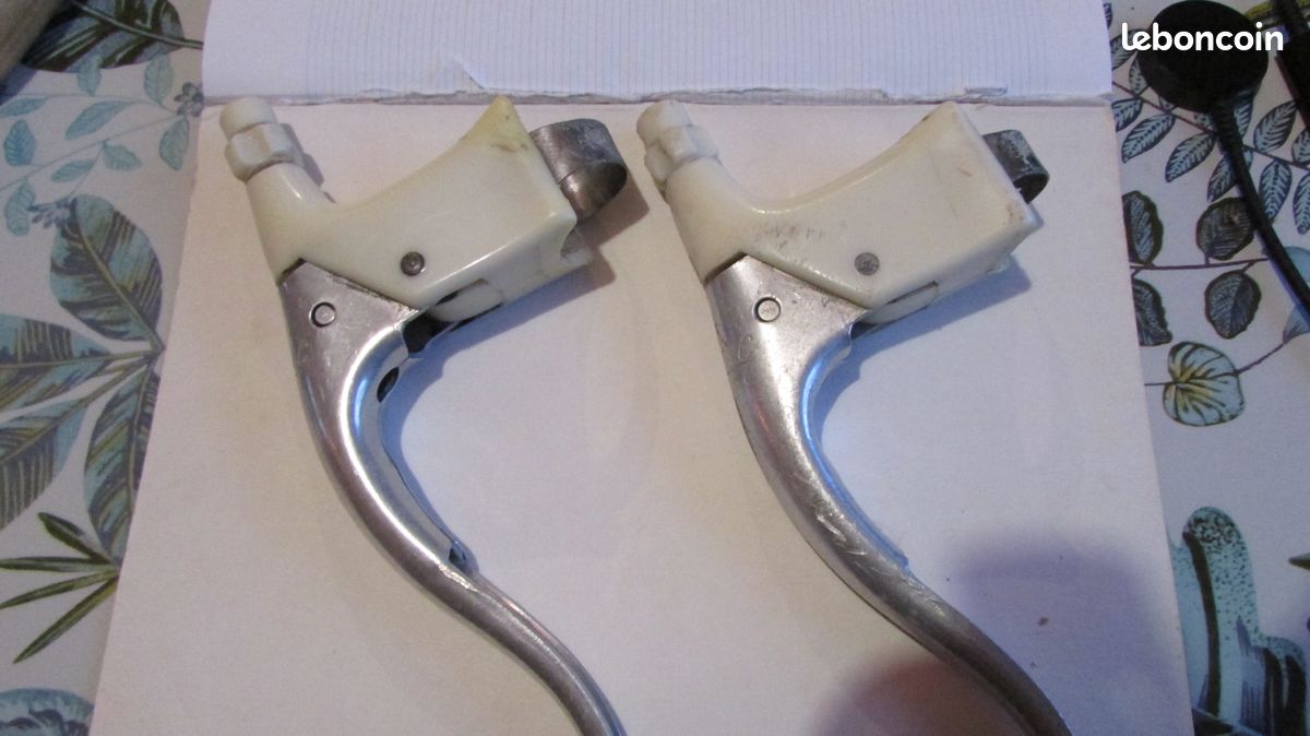 Leviers De Frein Vintage Mafac – Sans Capots, Made In France – Pour Guidon Route (Blanc, Lot De 2)