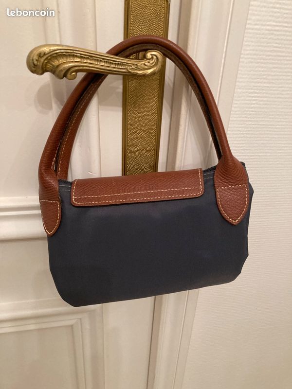 SAC à MAIN LONGCHAMP PLIABLE ET TRÈS PEU PORTÉ TRÉS BON ÉTAT (image 1)