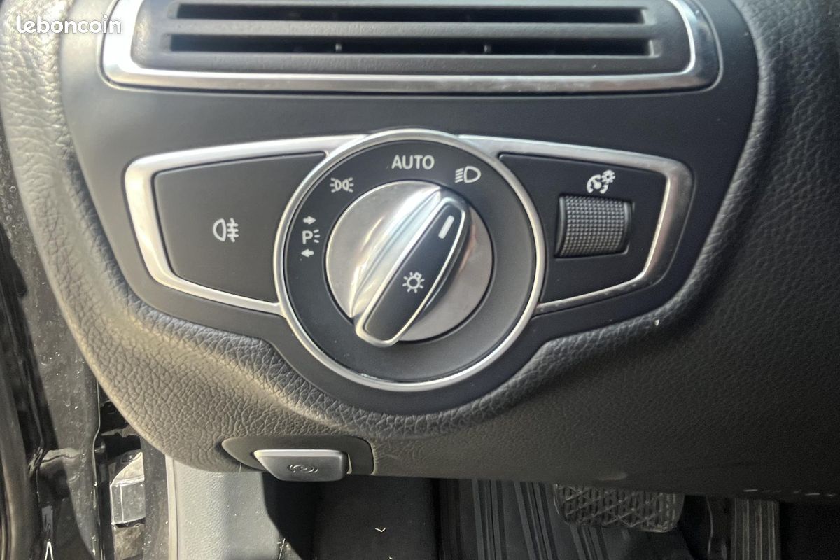 MERCEDES CLASSE C 220 d 2.2 cdi bluetec - 170ch - pack technologie - camera de recul (image 20)
