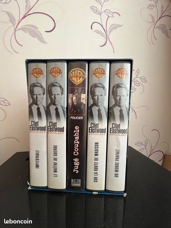 Cassette VHS de Clint Eastwood (image 1)