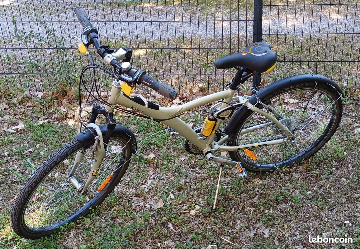 Magnifique VTC B-TWIN 26 pouces ultra confortable (tout suspendu, selle en gel ...) (image 1)