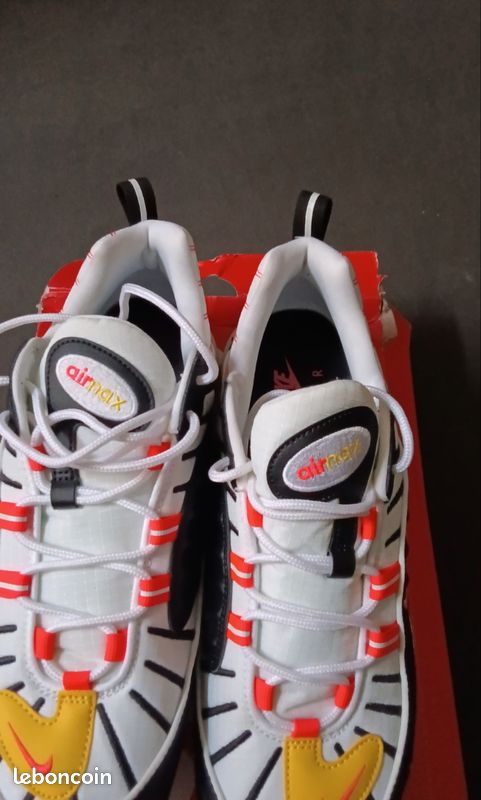 Nike Air Max 98 Noir Blanc Jaune Cramoisi Chaussures