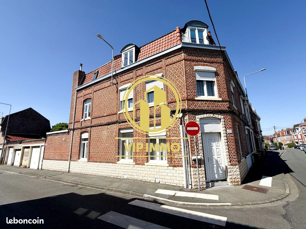 Maison 6 pièces 168 m² · à Mons-en-Baroeul · 168 m² · 299 000 €