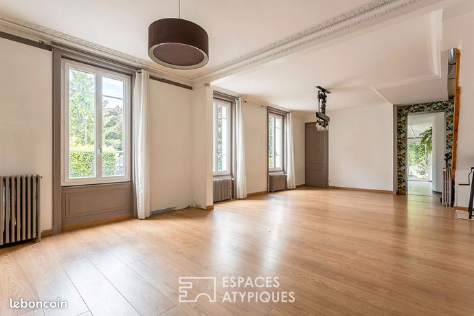 Maison 6 pièces 171 m² — 2