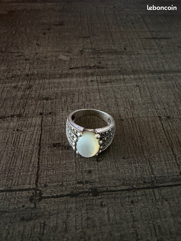 Alliance écorce texturé en argent massif personnalisable pour homme et pour femme - Maä