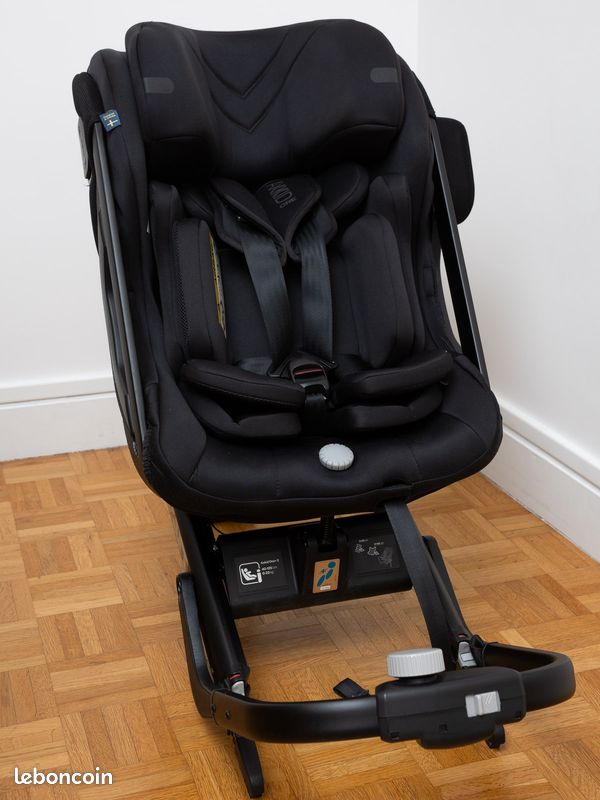 Siège auto AXKID ONE+ 2 i-Size ISOFIX – dos route 40–125 cm – Plus Test (image 1)