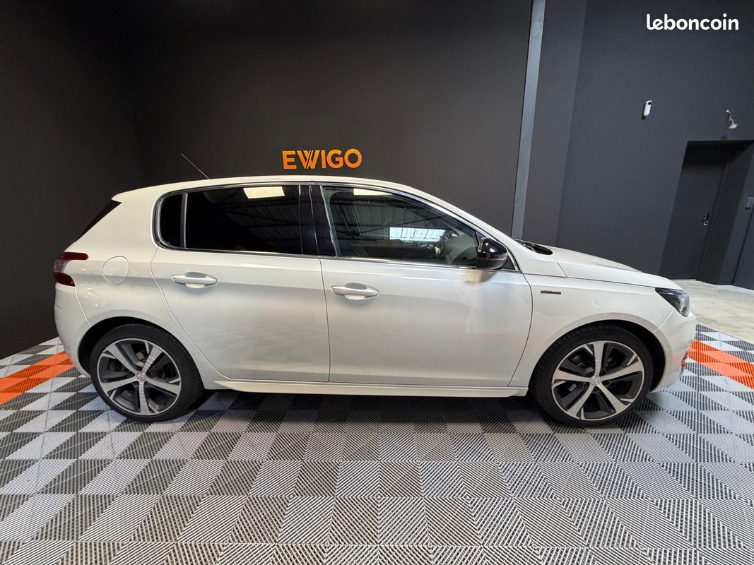 PEUGEOT 308 GENERATION-II 1.6 E-HDI GT LINe 116 (image 14)