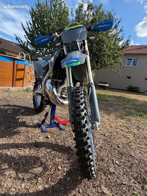 300 tm corse (image 1)