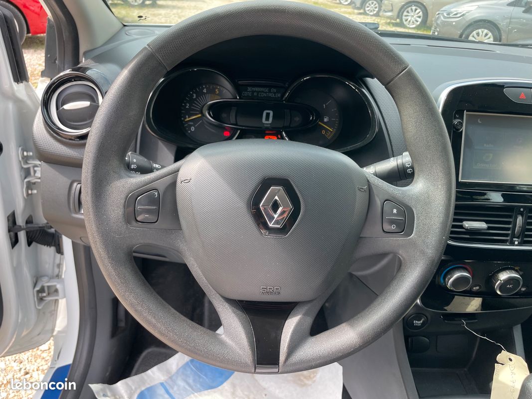 Renault clio iv societe 1.5 dci 75 air medianav (4992HT) (image 8)