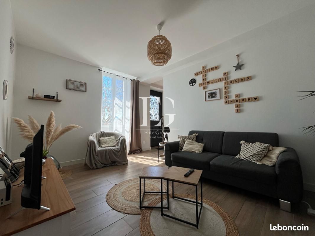 Maison de village 6 pièces 128 m² - Juillac-le-Coq 16130 (image principale 6)