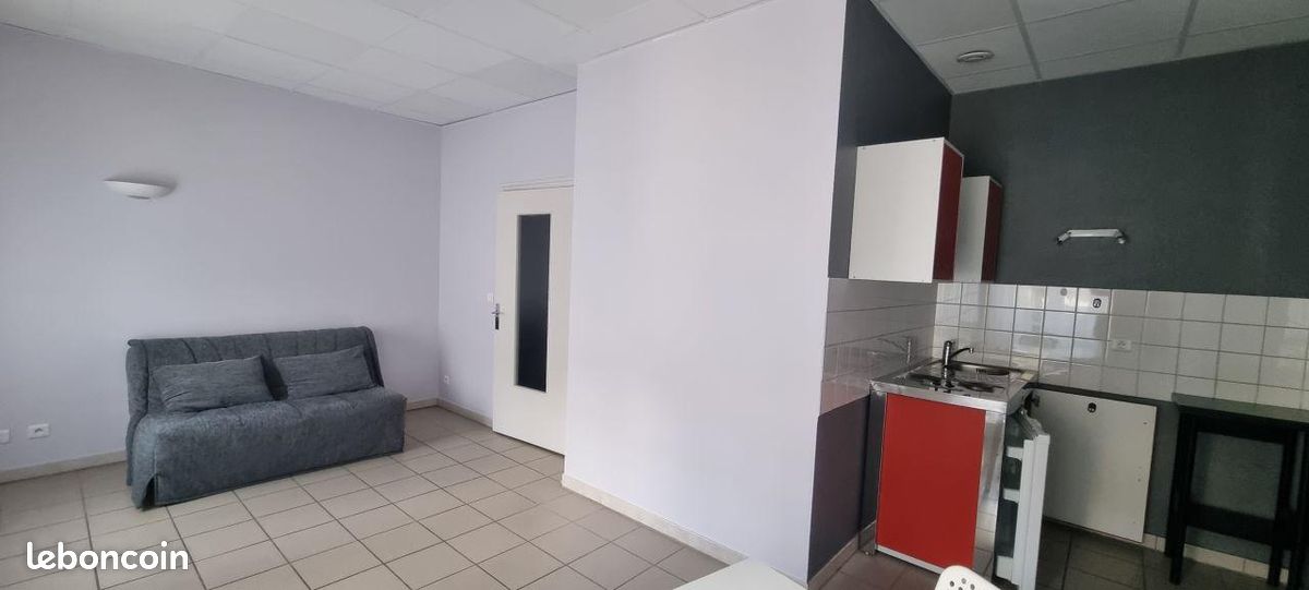 Appartement 1 pièce 25 m² · à Privas · 25 m² · 390 €/mois