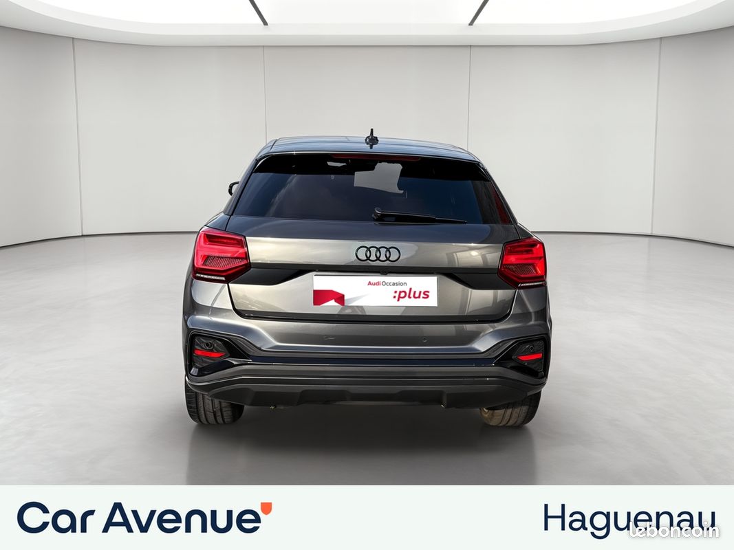 AUDI Q2 35 TDI 150 S tronic 7 Black Edition / Toit Ouvrant / GPS / Caméra / Hayon Electrique / Attelage (image 4)