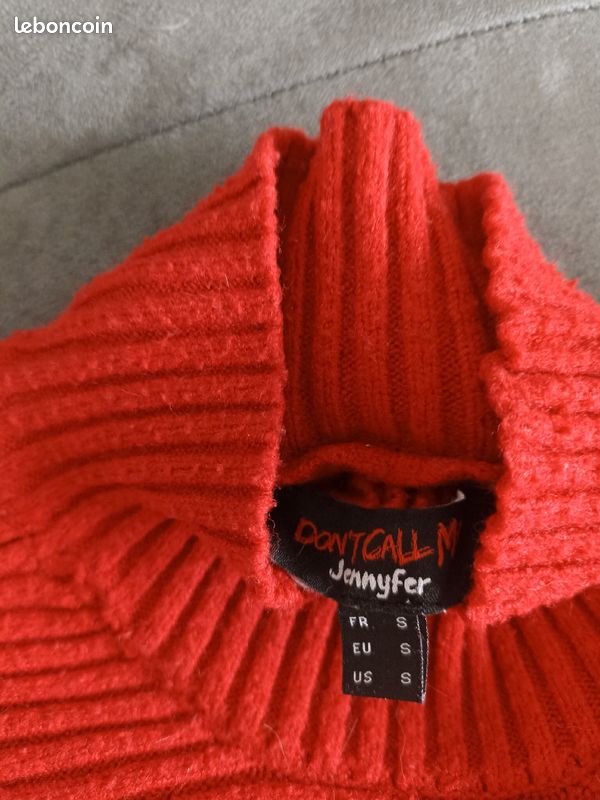 Pull taille S (image 2)