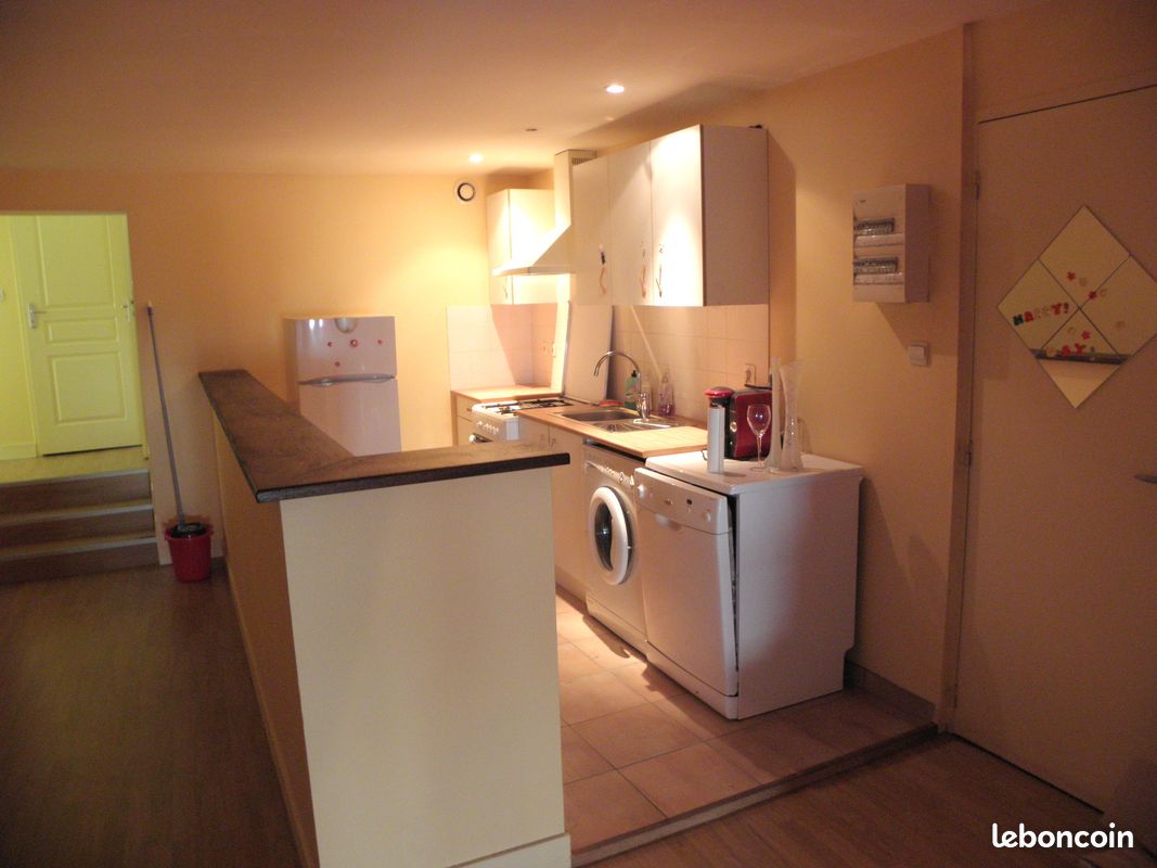 Appartement 2 pièces 65 m² · à Montmorillon · 65 m² · 425 €/mois