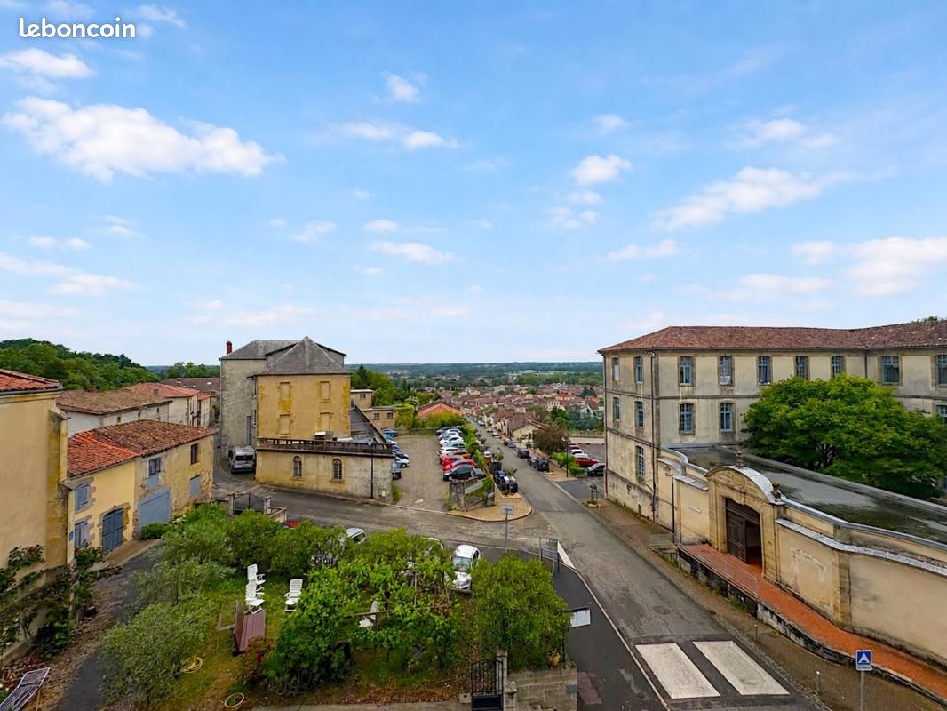 Appartement 3 pièces 73 m² · à Aire-sur-l'Adour · 73 m² · 129 000 €