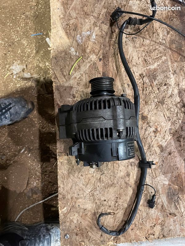 Alternateur golf 3 1.8 essence complet avec câblage Équipement auto