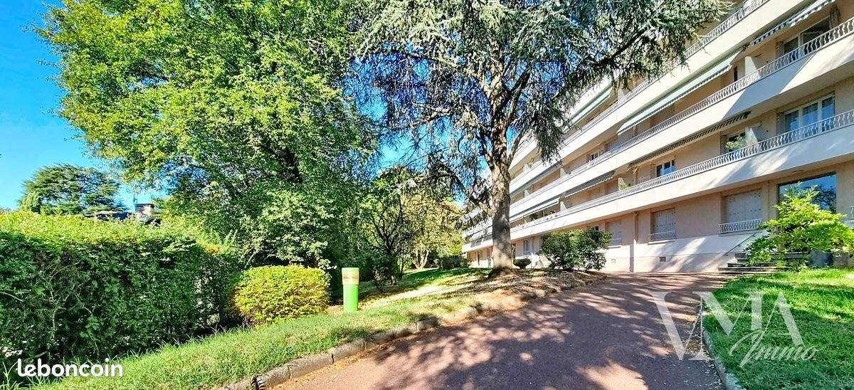 Appartement 4 pièces 80 m² · à Champagne-au-Mont-d'Or · 80 m² · 280 000 €