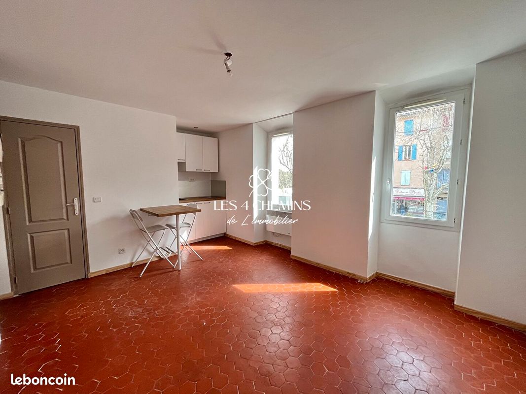 Appartement 1 pièce 20 m² · à Fuveau · 20 m² · 527 €