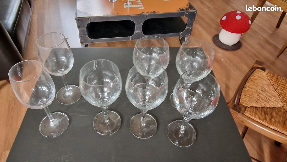 5 verres à vin + 2 gratuits (image 1)