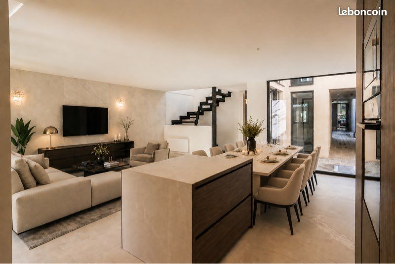 Appartement 4 pièces 143 m² · à Lille · 143 m² · 619 000 €