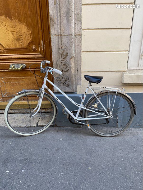 Vintage Peugeot Helium Velo Vélos