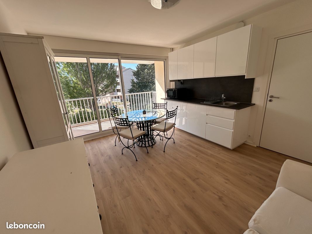 Appartement 2 pièces 36 m² · à Ferney-Voltaire · 36 m² · 1 295 €