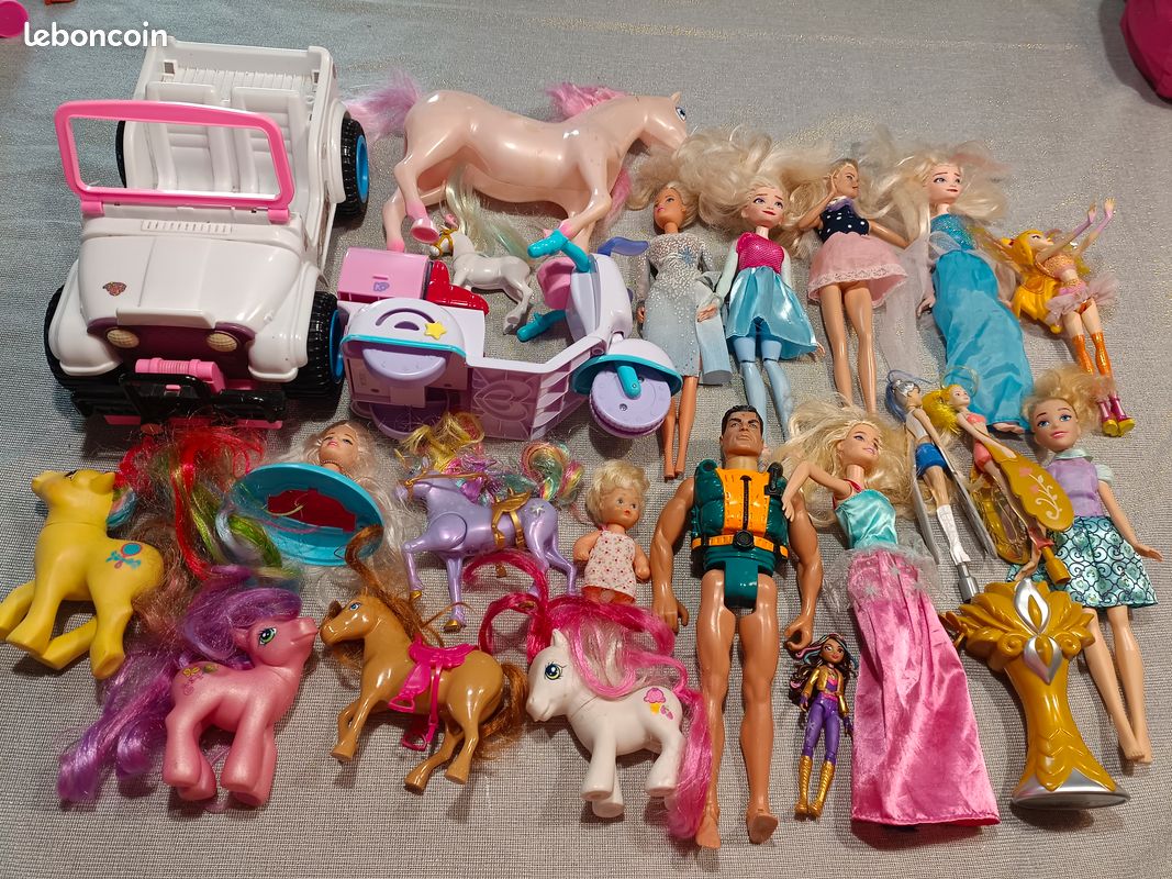 Barbie - voiture 4*4 mauve - Jeux & Jouets Barbie - voiture 4*4 mauve - Jeux & Jouets