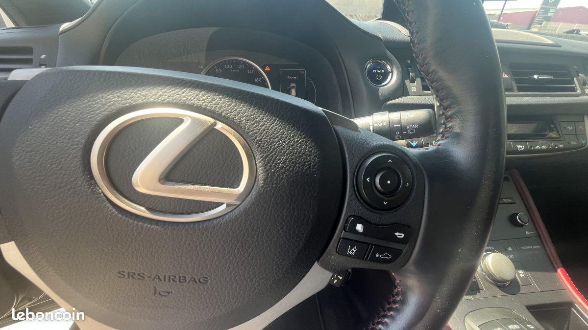 LEXUS CT200H RARE SPORT EDITION suivi Lexus Complet 1,8 L 136 CV 2020 (image 37)