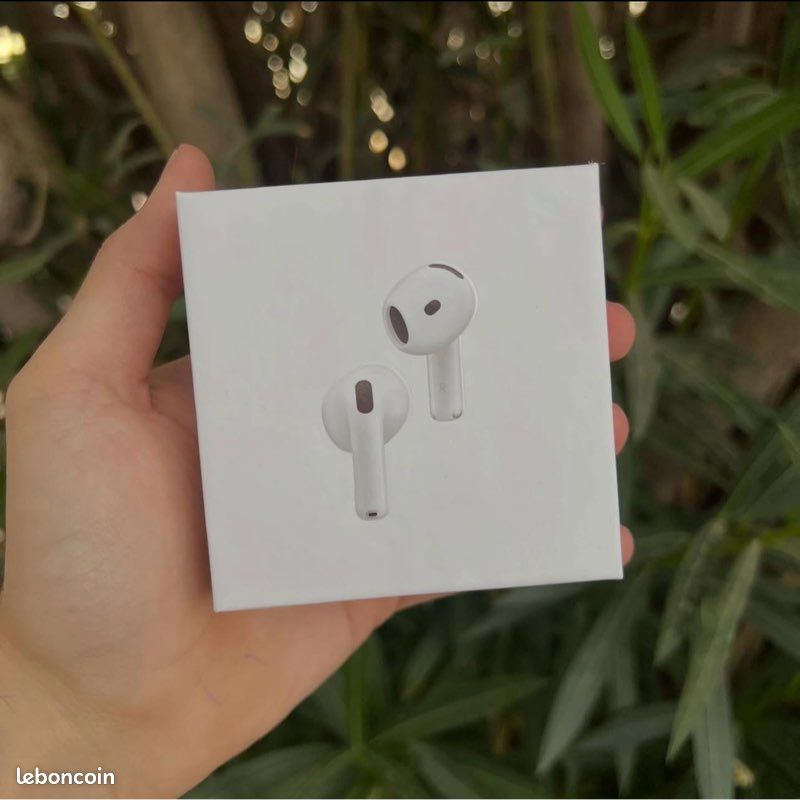 AirPods 4 Neufs (jamais Utilisés) - Annulation Active Du Bruit, Bluetooth - Blanc - Garantie