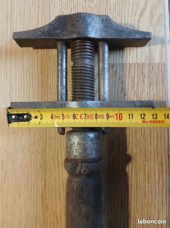 OLD TOOL OUTIL ANCIEN . CLÉ A MOLETTE . CLÉ ANGLAISE