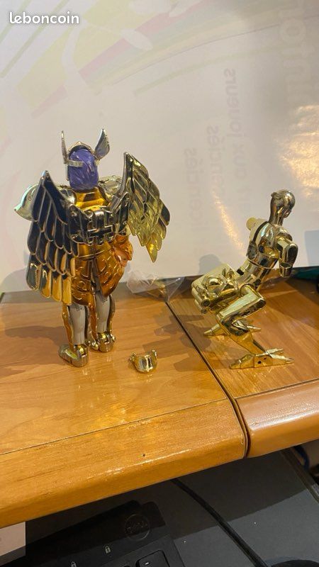 CHEVALIERS DU ZODIAQUE Vintage Saint Seiya Bandai Beta Robe Hagen Merak