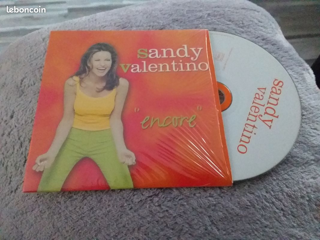 Cd sandy Valentino (image 1)