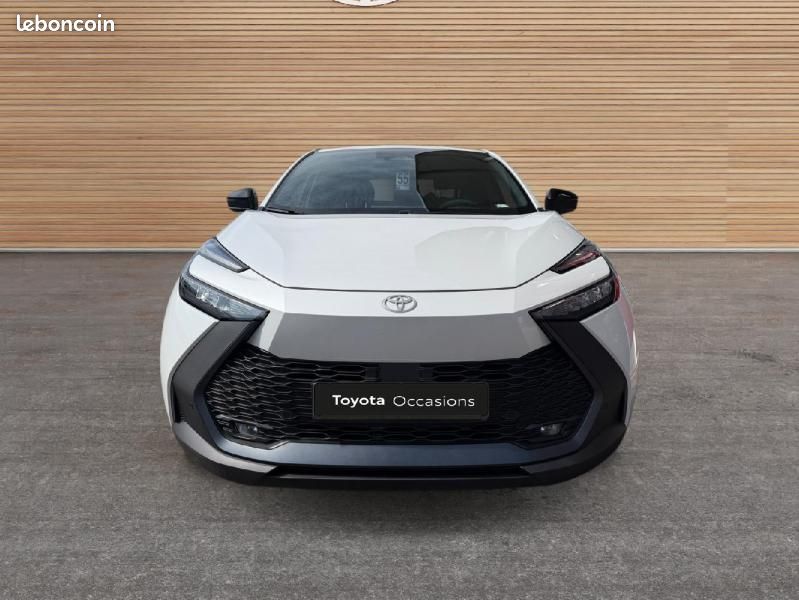 Toyota C-HR 2.0 Hybride 200ch Design NG23 (image 8)