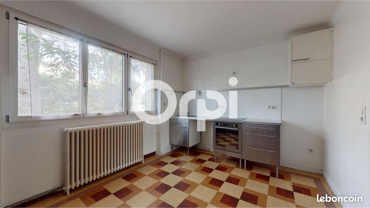 Maison a louer bron - 5 pièce(s) - 169 m2 - Surfyn