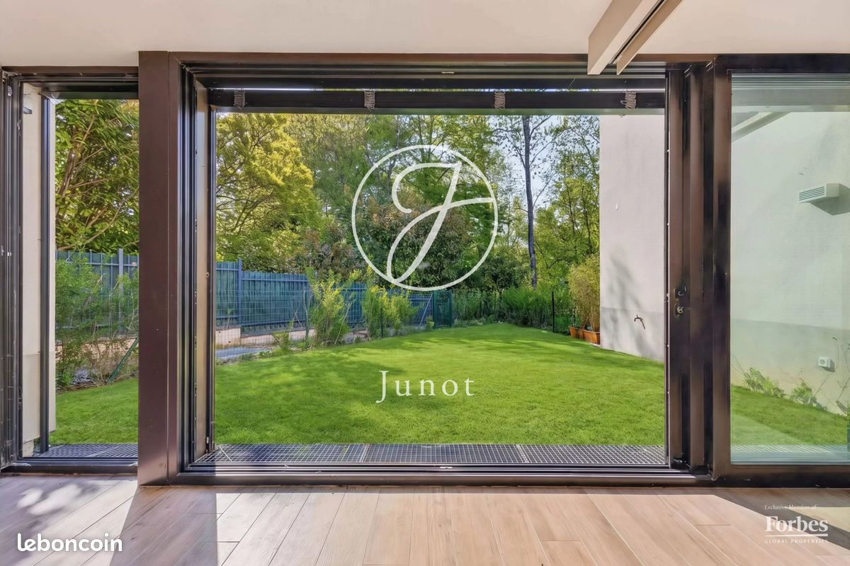 Appartement 5 pièces 120 m² · à Ville-d'Avray · 120 m² · 780 000 €