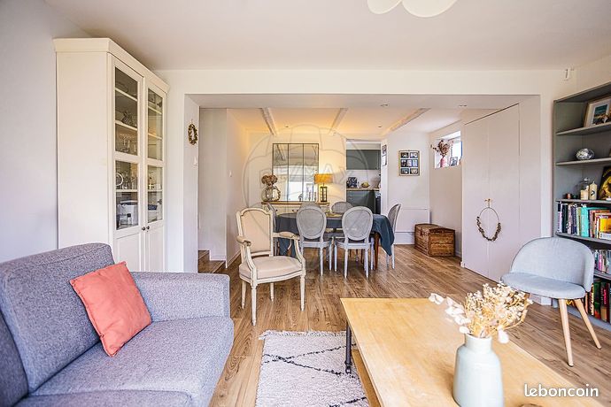 Maison 7 pièces 145 m²