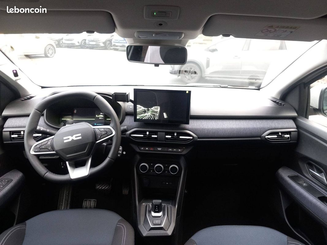 DACIA Jogger Hybrid 155 7 places Journey (image 10)