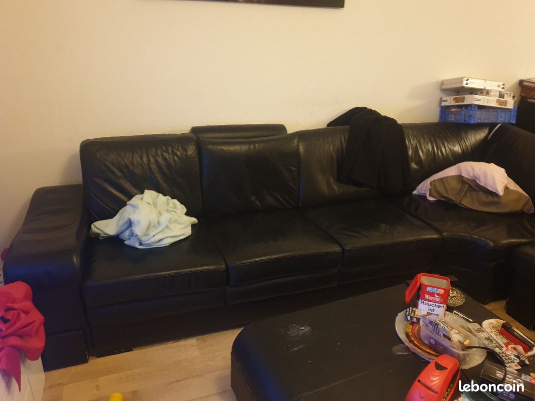 Vend canape simili cuir 200 e a débattre (image 1)