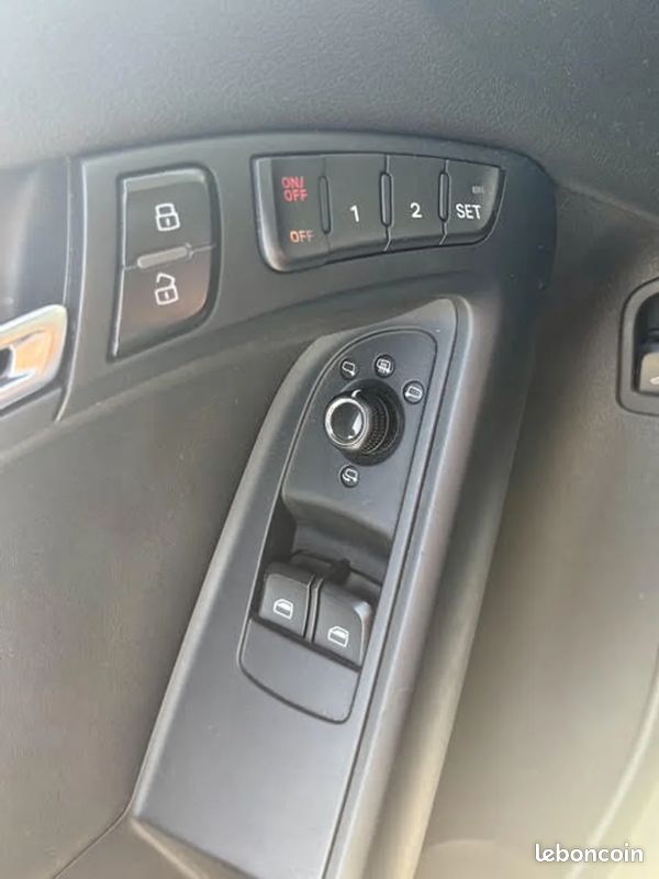 Audi RS5 V8 4.2 FSi 450 CV Quattro S Tronic 7 + Toit Ouvrant + Audio Bang & Olufsen (image 26)