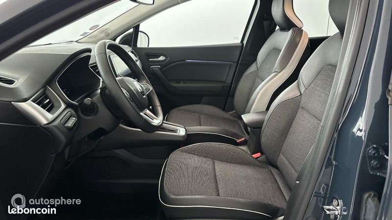 Renault Captur 1.6 E-Tech hybride rechargeable 160ch Intens -21 (image 12)