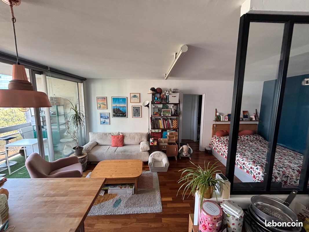 Appartement 2 pièces 52 m² · à Pantin · 51,7 m² · 390 000 €