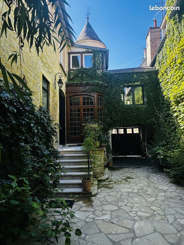 Appartement 6 pièces 167 m² · à Nevers · 167 m² · 452 000 €