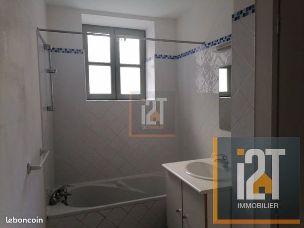 https://img.leboncoin.fr/api/v1/lbcpb1/images/33/2b/b7/332bb721520e6b89505889480fd4c55604c8b6a5.jpg?rule=ad-image