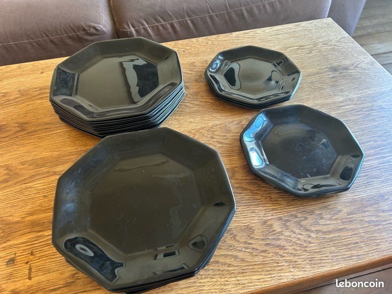 Service vintage assiettes octogonales + plat et saladier (image 3)