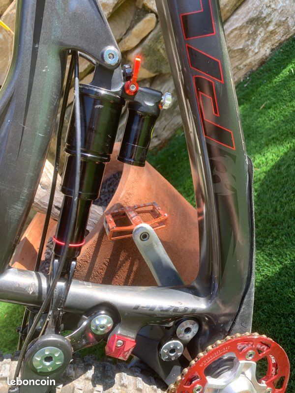 Pivot mach6 Carbon (image 4)