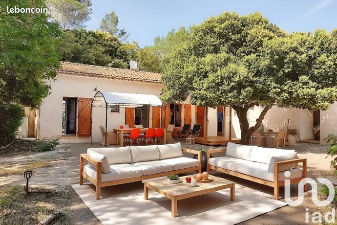 Propriété 9 pièces 180 m²