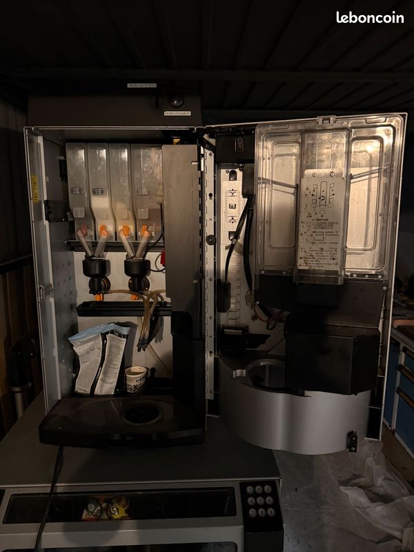 Machine à café distributeur boisson / snack (image 2)
