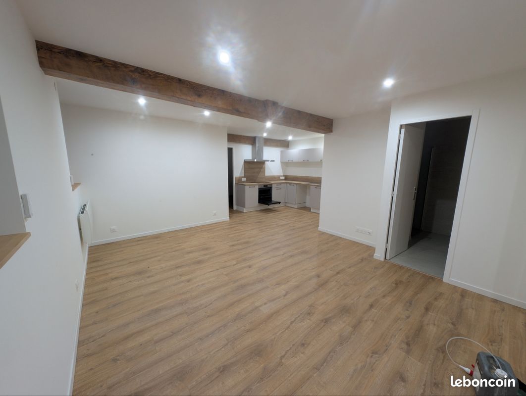 Appartement 3 pièces 60 m² · à Sainte-Foy-l'Argentière · 60 m² · 670 €/mois