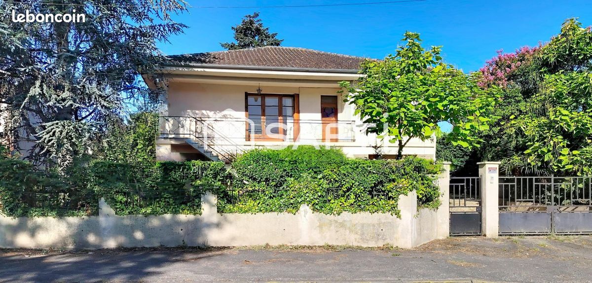 Maison 6 pièces 117 m² · à Castelsarrasin · 117 m² · 170 000 €