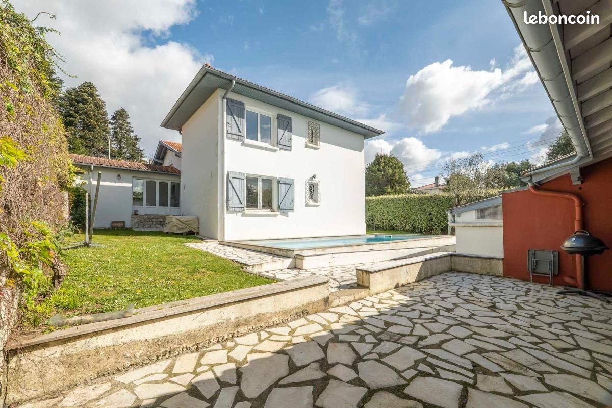 Maison 6 pièces 170 m² · à Biarritz · 170 m² · 897 750 €